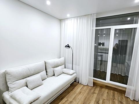 квартира за адресою Салютна вул., 2к21