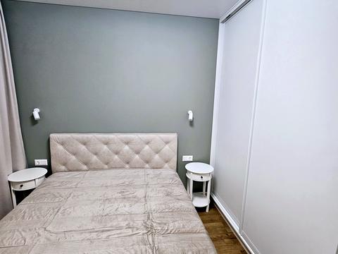 квартира за адресою Салютна вул., 2к21