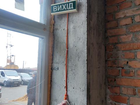 коммерческая по адресу Рівненська, 25М