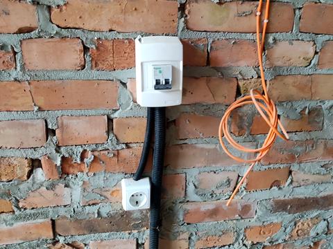 коммерческая по адресу Рівненська, 25М