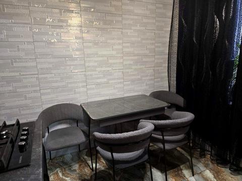 квартира за адресою Володимира Івасюка вул., 42