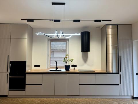 дом по адресу вул. (1 Травня)