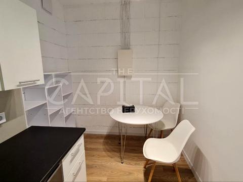 комерційна за адресою Приладовий, 10а