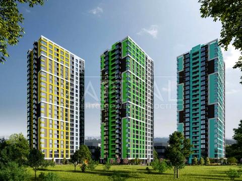 комерційна за адресою Приладовий, 10а