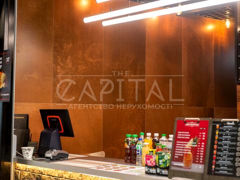 комерційна за адресою Лугова вул., 12