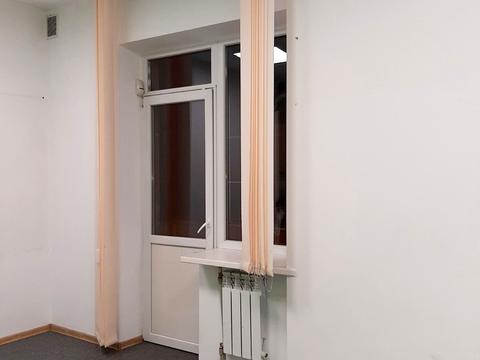 комерційна за адресою Переяславська вул., 9