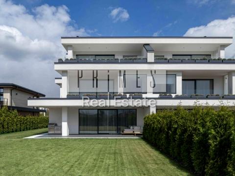 будинок за адресою Новонаводницька вул. (Лаврська)