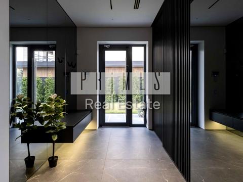 будинок за адресою Новонаводницька вул. (Лаврська)