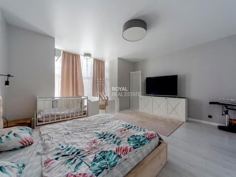 будинок за адресою Миколайчука