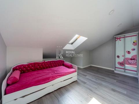 будинок за адресою Миколайчука