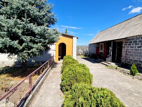 будинок за адресою с. Любимівка, Ялинкова