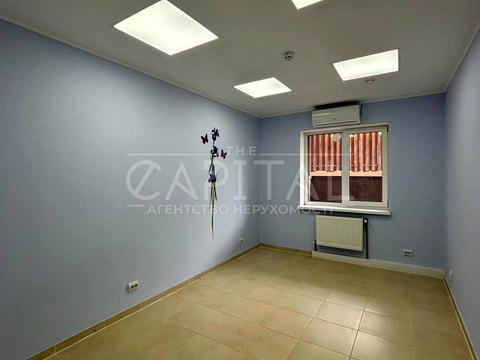 коммерческая по адресу Оксамитовий пер., 2