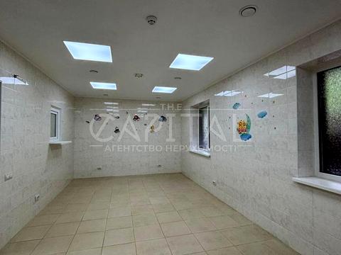 коммерческая по адресу Оксамитовий пер., 2