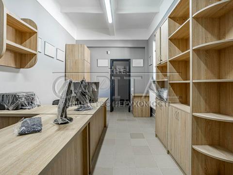 комерційна за адресою Промисловий, 1