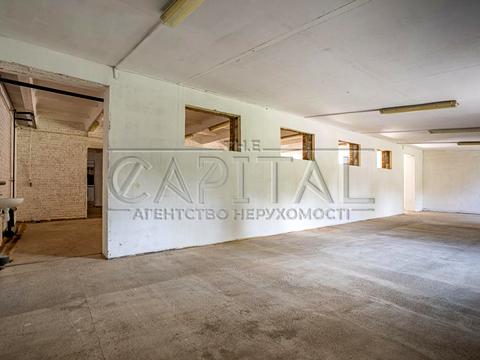 комерційна за адресою Промисловий, 1