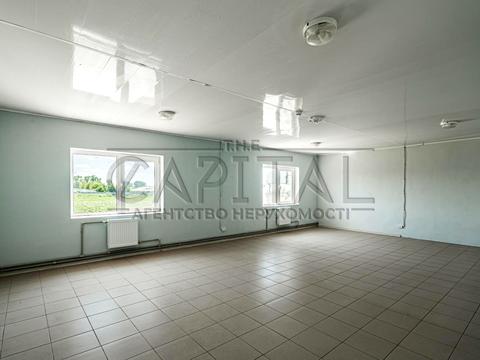 комерційна за адресою с. Русанів, Жовтнева, 5