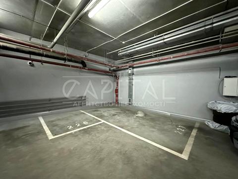 паркомісце за адресою Київ, Іоанна Павла II вул. (Патріса Лумумби), 6/1