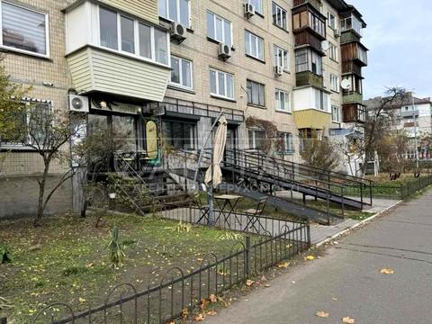 комерційна за адресою Вінстона Черчилля вул. (Червоноткацька), 25