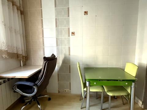 квартира за адресою Червоної Калини просп. (Володимира Маяковського), 14-А