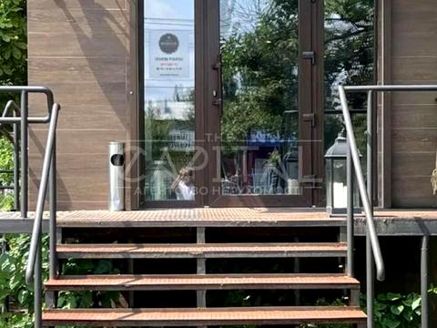 коммерческая по адресу Воскресенский просп. (Перова), 11