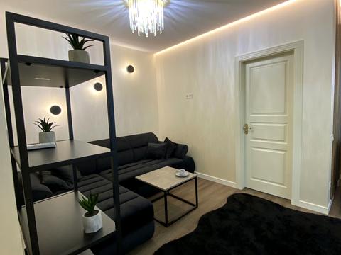 квартира за адресою В'ячеслава Чорновола вул. (), 5