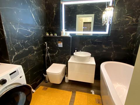 квартира за адресою В'ячеслава Чорновола вул. (), 5