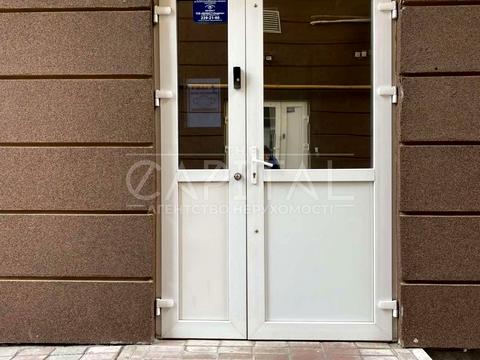 коммерческая по адресу Вышгородская ул., 45/2