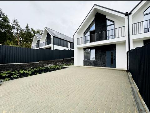 будинок за адресою Миколи Сингаївського вул. (Ново-Оскольська), 45