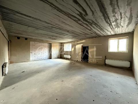 комерційна за адресою Щаслива вул., 35