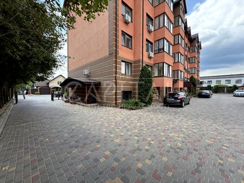 комерційна за адресою Щаслива вул., 35