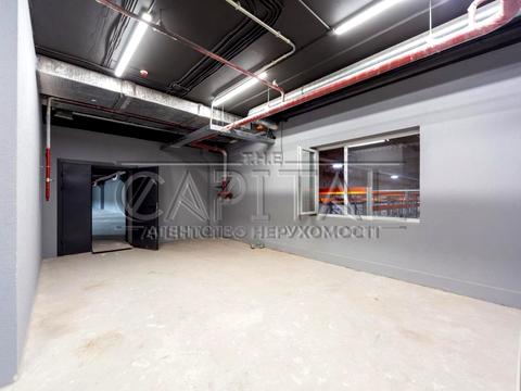 коммерческая по адресу Лісова, 4