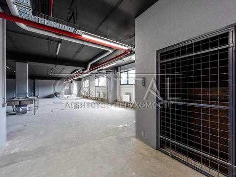 коммерческая по адресу Лісова, 4