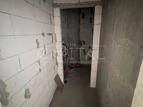 комерційна за адресою Київ, Дніпровська набережна вул., 12