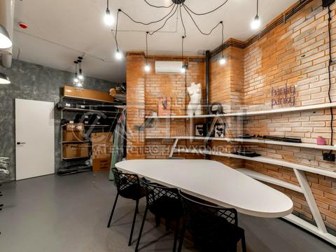 коммерческая по адресу Старонаводницкая ул., 12