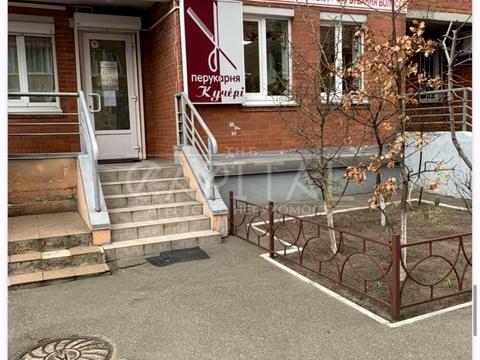 комерційна за адресою Анни Ахматової вул., 13