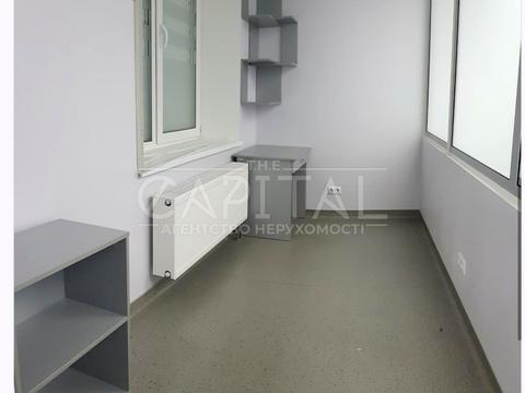 комерційна за адресою Володимира Івасюка просп. (Героїв Сталінграду), 8