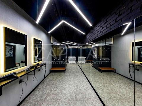 комерційна за адресою Деміївська вул., 29