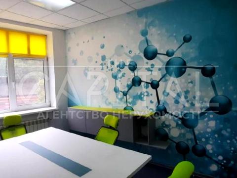 коммерческая по адресу Старонаводницкая ул., 1