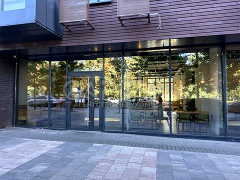 комерційна за адресою Салютна вул., 2к1