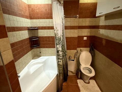 квартира за адресою Зоопаркова вул., 12