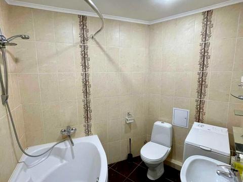 квартира за адресою Драгоманова вул., 1-Л