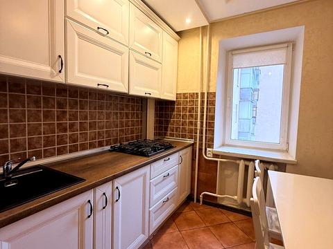 квартира по адресу Степана Бандери ул., 5