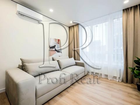 квартира за адресою Олександра Олеся вул., (Будинок 7.8)