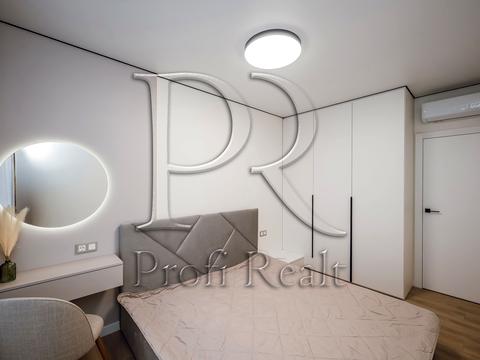 квартира за адресою Олександра Олеся вул., (Будинок 7.8)