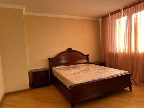 квартира за адресою Костянтинівська вул., 10