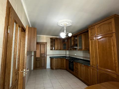 квартира за адресою Костянтинівська вул., 10