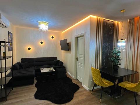 квартира за адресою В'ячеслава Чорновола вул. (), 5