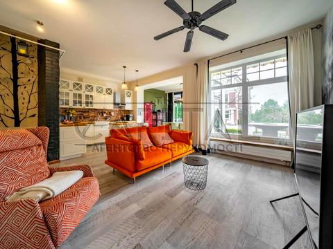 будинок за адресою с. Козин, Весняна