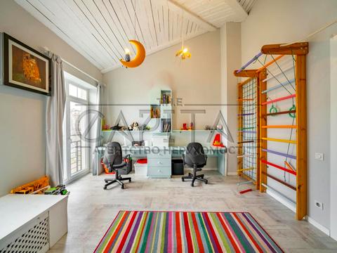 будинок за адресою с. Козин, Весняна