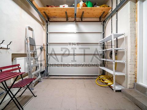 будинок за адресою с. Козин, Весняна